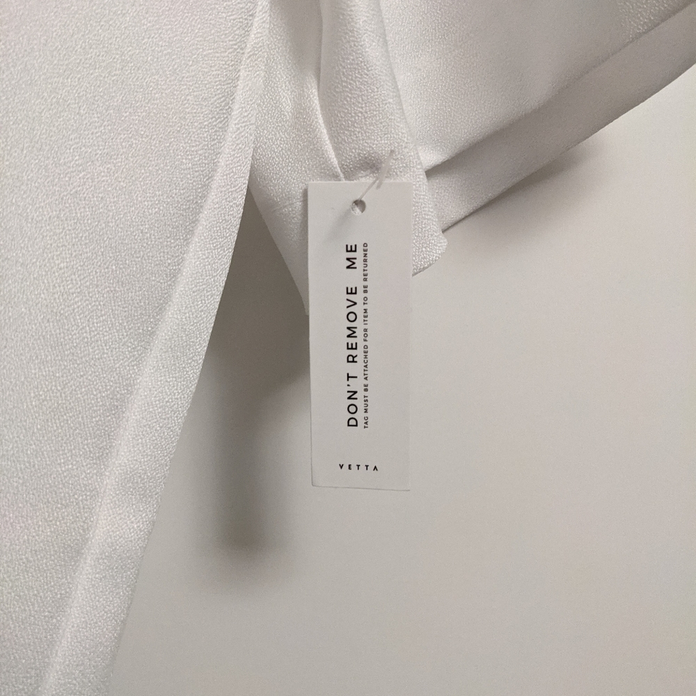 New with tags VETTA White Blouse - Picture 8 of 8